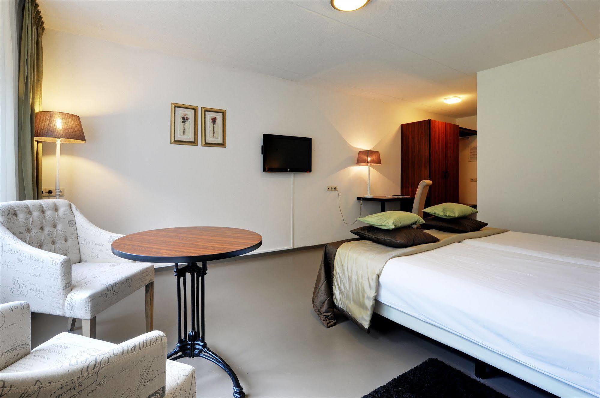 Landhuis Hotel De Herikerberg Markelo Esterno foto